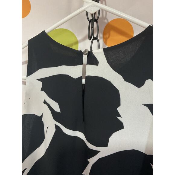 NEW Vince Camuto Sleeveless Top Size Small - Picture 4 of 8